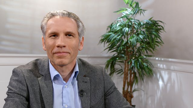 Oliver Errichiello: Hip und angepasst - ist das die moderne Kirche?