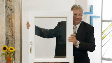Weg vom Fenster!