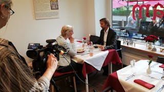 Wo Seelsorge und Hilfe auf der Speisekarte steht - Pater Tobias und das Projekt LebensWert