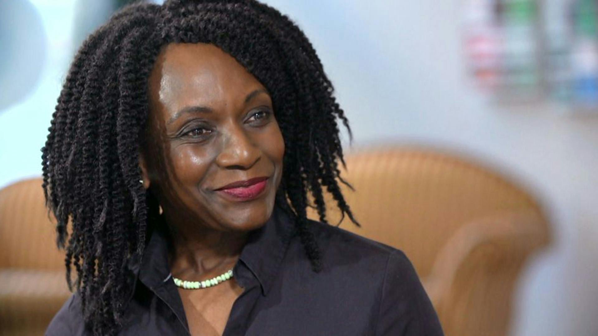 Florence BrokowskiShekete Bibel TV