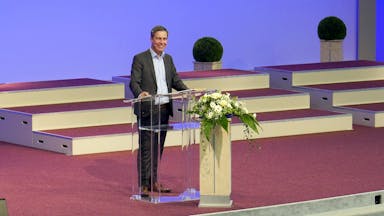 Verheißung und Gesetz