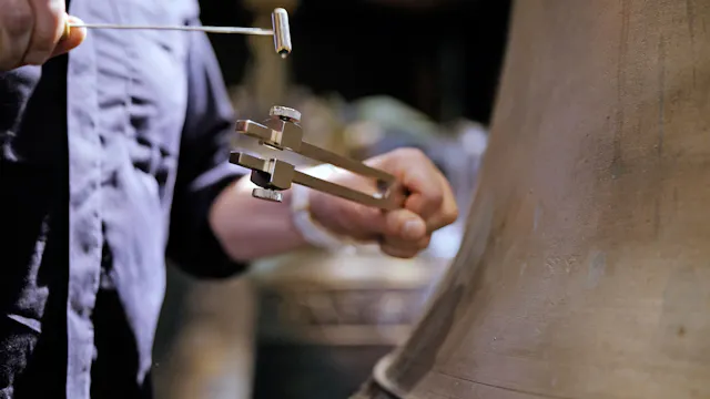 Handwerk, Glaube und Tradition: Der Glockengießer