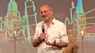 SPECIAL - LASST UNS FEIERN