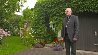 "Auf Schritt und Tritt" mit Bischof Rudolf Voderholzer