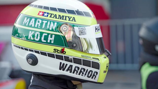 Rennfahrer sucht Ideallinie im Leben