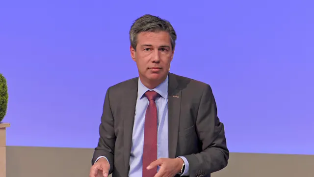 Weinst du über dich?